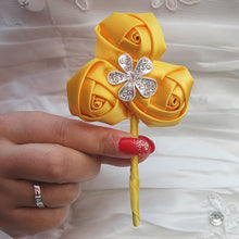 Load image into Gallery viewer, Custom Ivory Rose Boutonniere
