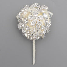 Load image into Gallery viewer, Luxury Handmade  Boutonniere